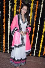 Amisha Patel at Ekta Kapoor_s Diwali bash in Mumbai on 14th Nov 2012 (114).JPG